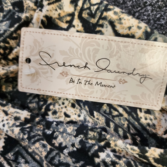 French Laundry Plus Shorts Pockets 1X - Picture 3 of 8